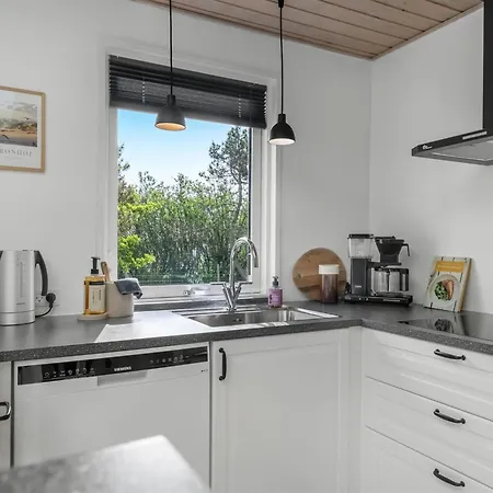 Дом отдыха Soelva - 750m From The Sea By Interhome